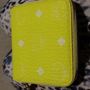 Women wallet mcm small